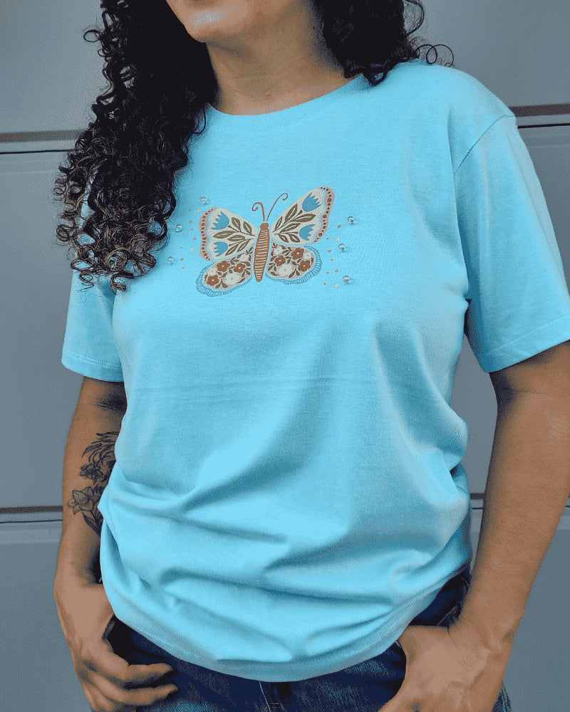 CAMISETA MARIPOSA CON PERLAS